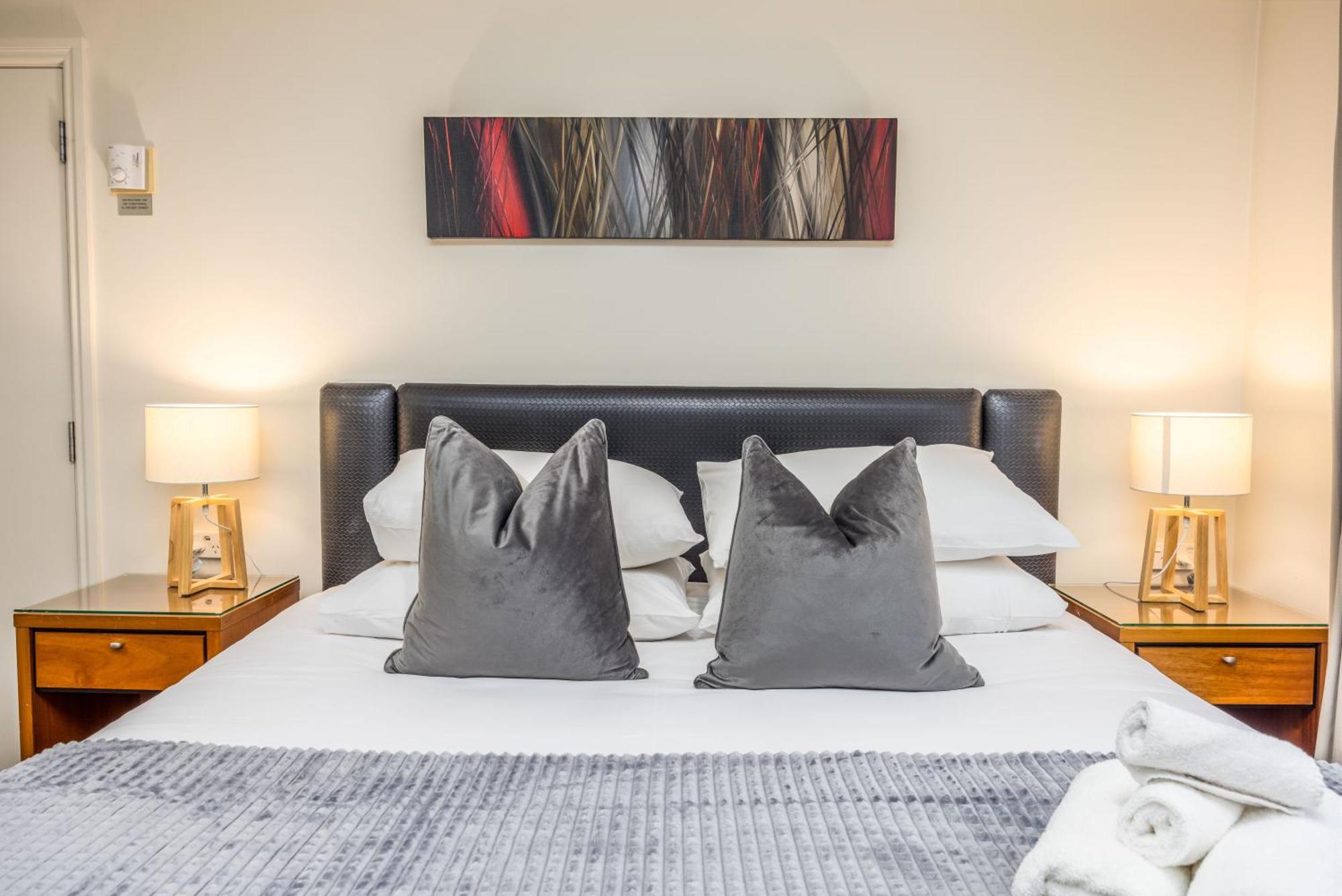 Highrise Studio Apartment W/ Ac, Pool & Gym In Auckland Cbd Extérieur photo